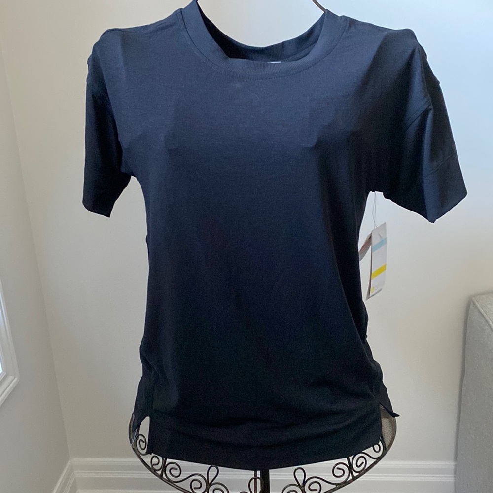 Zella activewear top. BNWT